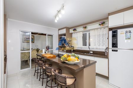 6_photo/94dce04da7.3714cccd63f8fe2d-ATLAS-549be57d-b658-45a9-a03b-b0edbd5164f5.jpg de casa à venda com 3 quartos, 323m² em Santa Felicidade, Curitiba