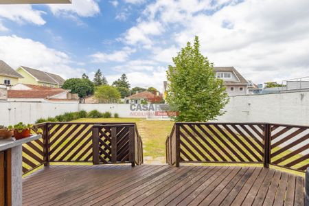 8_photo/94dce04dd5.e8a0ff3923ec2af0-ATLAS-1f128254-126a-4a38-bfe7-e4702a71d961.jpg de casa à venda com 3 quartos, 250m² em Santa Felicidade, Curitiba