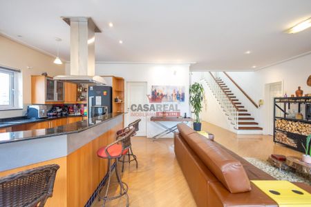 11_photo/94dce04dd5.e8a0ff3923ec2af0-ATLAS-688f17c0-cf14-42a4-b651-a3e3a366be94.jpg de casa à venda com 3 quartos, 250m² em Santa Felicidade, Curitiba