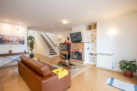 12_photo/94dce04dd5.e8a0ff3923ec2af0-ATLAS-8d3fe4f0-dedf-4be4-aafe-e90f4d0f27f8.jpg de casa à venda com 3 quartos, 250m² em Santa Felicidade, Curitiba