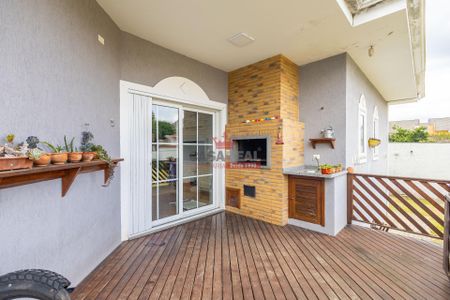 25_photo/94dce04dd5.e8a0ff3923ec2af0-ATLAS-93378264-11b3-4574-95a5-c3c24dd7a7a6.jpg de casa à venda com 3 quartos, 250m² em Santa Felicidade, Curitiba