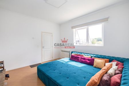 49_photo/94dce04dd5.e8a0ff3923ec2af0-ATLAS-e668fc60-67ba-4d27-9867-f07110feed0f.jpg de casa à venda com 3 quartos, 250m² em Santa Felicidade, Curitiba