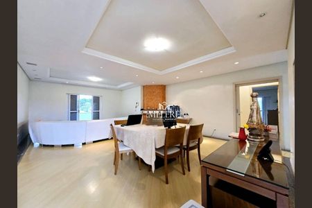 10_photo/94dce04e03.a6f2120c715e6f27-ATLAS-aefb08ac-94d2-4e75-bbfe-169592e0f78b.jpg de casa à venda com 4 quartos, 700m² em Santa Felicidade, Curitiba