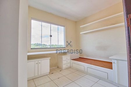 10_photo/94dce04e1f.41d999924f8b3a2a-ATLAS-d63da25d-bf09-4cb8-94d6-377882b8631d.jpg de casa à venda com 3 quartos, 194m² em Santa Felicidade, Curitiba