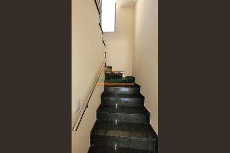 11_photo/94dce04e71.b69a72f1f4e91906-ATLAS-289f8c8f-7a6a-49b0-8a88-b77281130685.jpg de casa à venda com 3 quartos, 147m² em Santa Felicidade, Curitiba