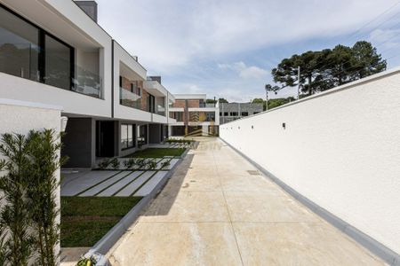 5_photo/94dce04f07.a944a7ef88bd55c6-ATLAS-29148ae8-09c2-4c70-a8e8-c9355d8478ec.jpg de casa à venda com 3 quartos, 159m² em Santa Felicidade, Curitiba