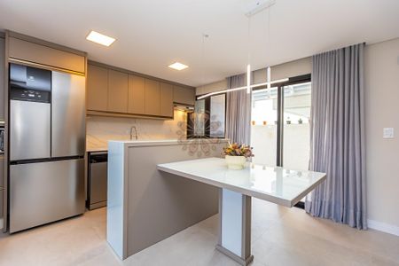 11_photo/94dce04fa9.0435190f6de6ffa1-ATLAS-23905ee0-2e80-4eb1-ba19-b5c52c810632.jpg de casa à venda com 3 quartos, 134m² em Santa Felicidade, Curitiba