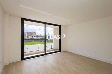 4_photo/94dce04faf.45d55d1d60490dcf-ATLAS-3f2f3b1f-13e1-42b4-95da-52b2ffd57324.jpg de casa à venda com 3 quartos, 139m² em Santa Felicidade, Curitiba