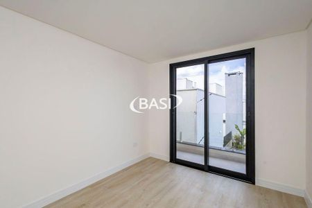 1_photo/94dce04faf.45d55d1d60490dcf-ATLAS-b86d4d28-7f57-407d-9710-9d0f9048c1a2.jpg de casa à venda com 3 quartos, 139m² em Santa Felicidade, Curitiba