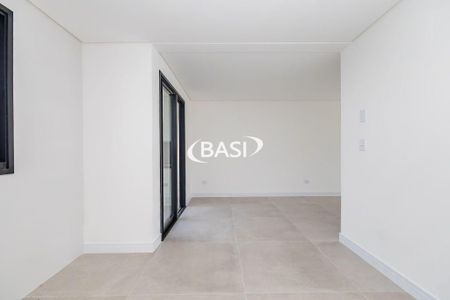 10_photo/94dce04faf.45d55d1d60490dcf-ATLAS-d869d8f2-76bb-4d17-9c6d-71fcd01e7cd9.jpg de casa à venda com 3 quartos, 139m² em Santa Felicidade, Curitiba