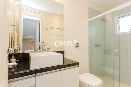 2_photo/94dce04fdf.5a3aa859b6edbdf9-ATLAS-09190e9b-a3ca-49ef-b1d7-5c2ab31681b6.jpg de casa à venda com 3 quartos, 150m² em Santa Felicidade, Curitiba