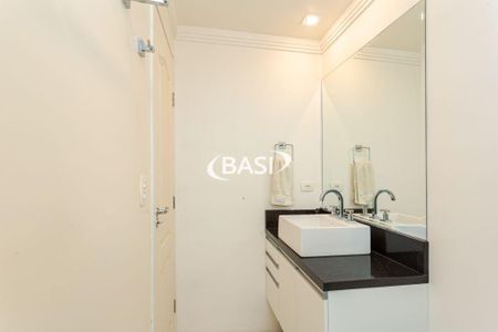 29_photo/94dce04fdf.5a3aa859b6edbdf9-ATLAS-9adfdffd-cd10-46d2-b6c2-5e17d92f3e13.jpg de casa à venda com 3 quartos, 150m² em Santa Felicidade, Curitiba