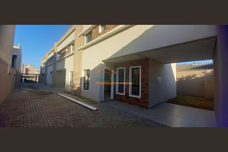 6_photo/94dce050c3.0a31093ae2ea15c0-ATLAS-0806d19d-a860-46af-9518-e8cc744dcc8d.jpg de casa à venda com 3 quartos, 102m² em Santa Felicidade, Curitiba