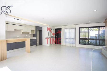 7_photo/94dce05145.35cd9221f0133683-ATLAS-e31e2bd5-d3d5-40d2-a069-6153e8d1d829.jpg de casa à venda com 3 quartos, 138m² em Santa Felicidade, Curitiba