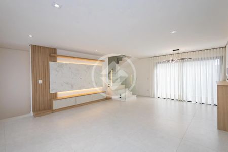 1_photo/94dce05169.fc5987373cdbaa4f-ATLAS-1104cdb5-6b67-4fd9-bea5-24c3ddb5eef7.jpg de casa à venda com 3 quartos, 150m² em Santa Felicidade, Curitiba