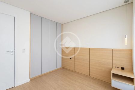 6_photo/94dce05169.fc5987373cdbaa4f-ATLAS-413fe844-e1d7-40d6-9d11-bb2056e4c1c1.jpg de casa à venda com 3 quartos, 150m² em Santa Felicidade, Curitiba