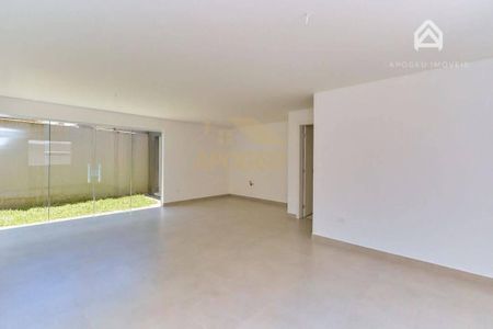 2_photo/94dce052f3.96e81d73ac213d8c-ATLAS-08ec4eec-0b81-4450-bda7-e148174736d8.jpg de casa à venda com 3 quartos, 98m² em Santa Felicidade, Curitiba