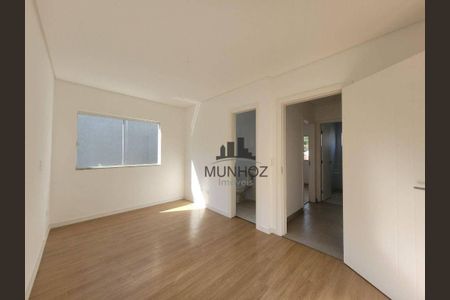 6_photo/94dce052f3.96e81d73ac213d8c-ATLAS-14a9bdbd-4f8c-415a-b357-bb162d73fcc6.jpg de casa à venda com 3 quartos, 98m² em Santa Felicidade, Curitiba