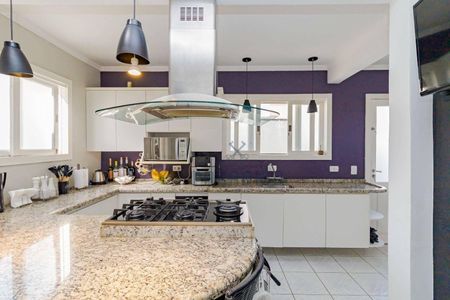 3_photo/94dce05399.7d44486df2fbe63f-ATLAS-066d7aaf-4d67-414e-81d0-2ff940dc623e.jpg de casa à venda com 3 quartos, 340m² em Santa Felicidade, Curitiba