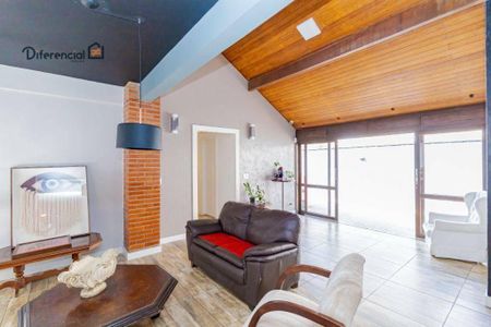 6_photo/94dce05399.7d44486df2fbe63f-ATLAS-2ce035e0-e674-44a9-8517-296466a5e04c.jpg de casa à venda com 3 quartos, 370m² em Santa Felicidade, Curitiba