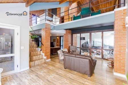 11_photo/94dce05399.7d44486df2fbe63f-ATLAS-3a63df48-56b6-442c-b4f2-569b5cfd2cf6.jpg de casa à venda com 3 quartos, 370m² em Santa Felicidade, Curitiba