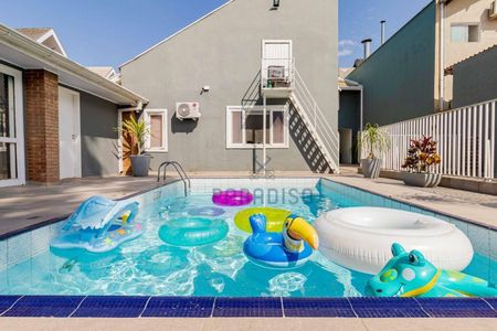 40_photo/94dce05399.7d44486df2fbe63f-ATLAS-75e972f6-d7c3-42cd-80be-72be2aa3dd2e.jpg de casa à venda com 3 quartos, 340m² em Santa Felicidade, Curitiba