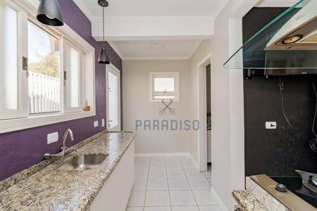 33_photo/94dce05399.7d44486df2fbe63f-ATLAS-bc2b8d18-3a63-4f49-9fa4-691c4cb60af2.jpg de casa à venda com 3 quartos, 340m² em Santa Felicidade, Curitiba