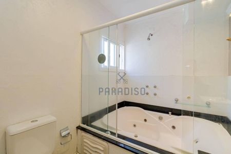 22_photo/94dce05399.7d44486df2fbe63f-ATLAS-fa3a39db-c4a2-49f7-8a20-e5b890772565.jpg de casa à venda com 3 quartos, 340m² em Santa Felicidade, Curitiba