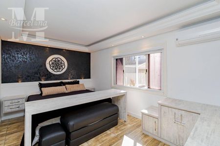 6_photo/94dce053a3.588d4a7fb74764b6-ATLAS-1e88c8d3-dca9-4985-b930-95fce80da648.jpg de casa à venda com 3 quartos, 370m² em Santa Felicidade, Curitiba