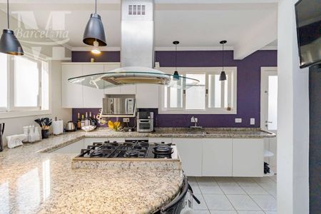 2_photo/94dce053a3.588d4a7fb74764b6-ATLAS-cccd2242-e3e1-4fbc-b5f8-935119efd023.jpg de casa à venda com 3 quartos, 370m² em Santa Felicidade, Curitiba