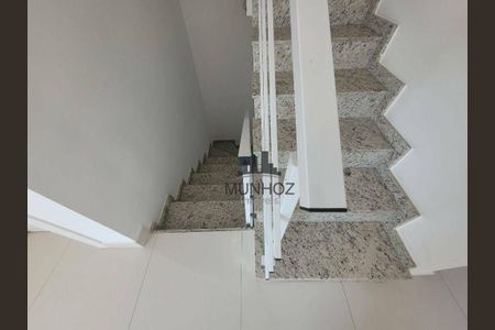 8_photo/94dce0544f.099fb420155bc167-ATLAS-33c9d293-aade-43c8-87ff-4f2d0f0acb8c.jpg de casa à venda com 3 quartos, 219m² em Santa Felicidade, Curitiba