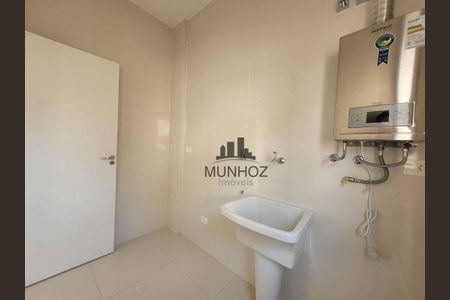 38_photo/94dce0544f.099fb420155bc167-ATLAS-baebd497-2f5b-456f-b03f-6ccd07dfda70.jpg de casa à venda com 3 quartos, 219m² em Santa Felicidade, Curitiba