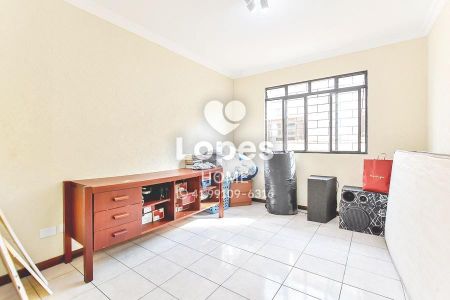 10_photo/94dce05617.2d257ce0050a8e83-ATLAS-7c8349c0-dd96-4b60-a2e9-d3eee5436066.jpg de casa à venda com 3 quartos, 370m² em Santa Felicidade, Curitiba