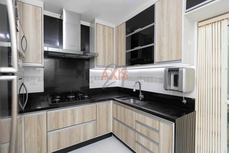 8_photo/94dce0567b.df2406aa61ba3211-ATLAS-51eceef1-47cc-48aa-a301-0ccf93e07a00.jpg de casa à venda com 3 quartos, 173m² em Santa Felicidade, Curitiba