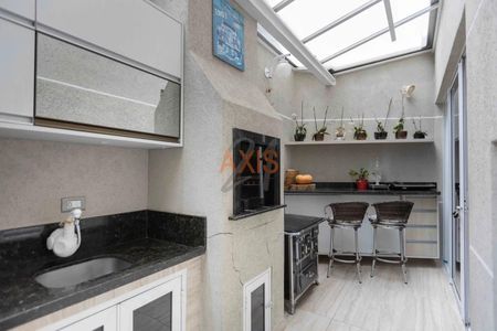 13_photo/94dce0567b.df2406aa61ba3211-ATLAS-8af8a7d5-7208-49b9-9732-7ab1aaf93ab6.jpg de casa à venda com 3 quartos, 173m² em Santa Felicidade, Curitiba