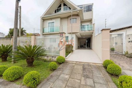 29_photo/94dce0567b.df2406aa61ba3211-ATLAS-b0a2c982-74ca-4c51-b195-de65d2d7cf11.jpg de casa à venda com 3 quartos, 173m² em Santa Felicidade, Curitiba