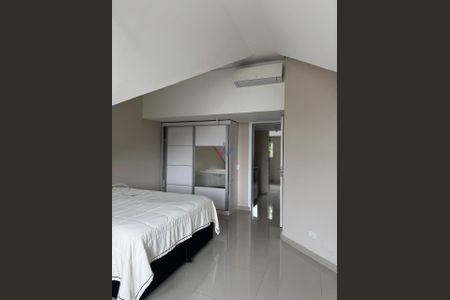 22_photo/94dce056dd.732b7fd8aaa5f07d-ATLAS-4eda7a71-8aac-4d05-8b7c-f869e2a979b3.jpg de casa à venda com 3 quartos, 228m² em Santa Felicidade, Curitiba