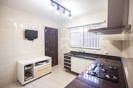 3_photo/94dce05791.50dcffd0bfa00027-ATLAS-55c18d04-9a6e-4c12-b2d3-be79cf69aa2a.jpg de casa à venda com 6 quartos, 375m² em Santa Felicidade, Curitiba