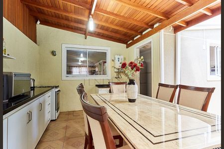 5_photo/94dce057c7.3db202b045f9baa9-ATLAS-4c0f1ec9-7a85-45da-97d4-f551a92cdbe2.jpg de casa à venda com 3 quartos, 139m² em Santa Felicidade, Curitiba