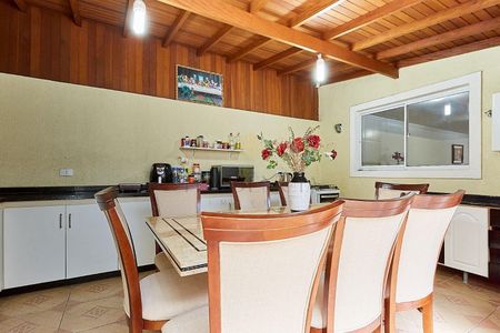 9_photo/94dce057c7.3db202b045f9baa9-ATLAS-b7017601-49d9-45a6-9004-a943a08bccf3.jpg de casa à venda com 3 quartos, 139m² em Santa Felicidade, Curitiba