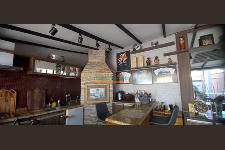 26_photo/94dce05805.7d44486df2fbe63f-ATLAS-c83eabdc-91ba-4b37-a32e-46b24a625ece.jpg de casa à venda com 3 quartos, 163m² em Santa Felicidade, Curitiba