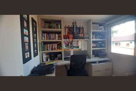 12_photo/94dce05805.7d44486df2fbe63f-ATLAS-caeb5bb7-2871-4c53-b0cb-e6a3fe9f602b.jpg de casa à venda com 3 quartos, 163m² em Santa Felicidade, Curitiba