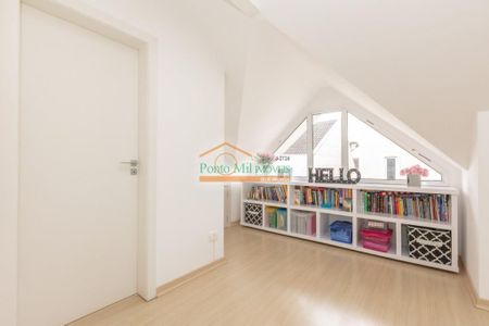 12_photo/94dce05819.49e0eb15cbcccc26-ATLAS-45e46e2f-4a3c-424c-aae2-9e3b1d5e881c.jpg de casa à venda com 3 quartos, 170m² em Santa Felicidade, Curitiba