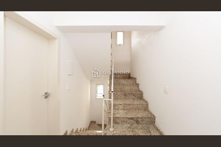 2_photo/94dce05819.72f38772c60cc7a0-ATLAS-13ff815e-c3d2-4a4c-aca6-bd743e8e8cce.jpg de casa à venda com 3 quartos, 170m² em Santa Felicidade, Curitiba