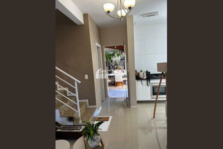 8_photo/94dce0583f.3a37fa67e20dd3de-ATLAS-d45c953d-cf18-4c83-b00e-f6a42d70ebd8.jpg de casa à venda com 0 quarto, 91m² em Santa Felicidade, Curitiba