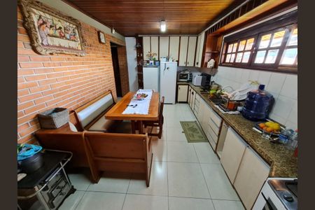 2_photo/94dce0584d.21b2fa202967d017-ATLAS-4be5ad26-3fe0-4d72-857a-e1696f6f2ef6.jpg de casa à venda com 4 quartos, 164m² em Santa Felicidade, Curitiba