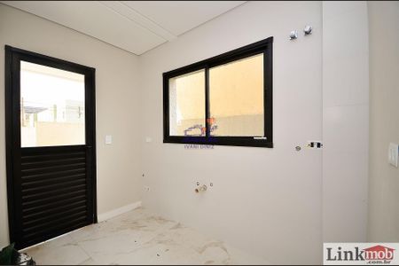 13_photo/94dce058bf.93b8fa184532727f-ATLAS-a36d8395-8049-400a-8fc2-e01099513a48.jpg de casa à venda com 3 quartos, 126m² em Santa Felicidade, Curitiba