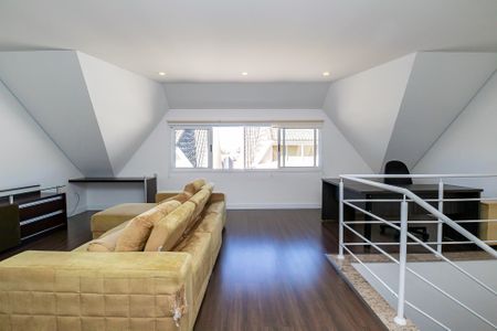 44_photo/94dce058d9.0ff36cb14f4d80ac-ATLAS-416d5bde-46ea-4866-abb8-0d689b9ad520.jpg de casa à venda com 3 quartos, 159m² em Santa Felicidade, Curitiba