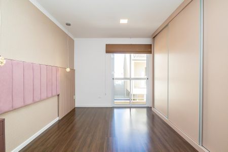 5_photo/94dce058d9.0ff36cb14f4d80ac-ATLAS-9d0d422b-d7f7-4a7a-bc94-fb6608da4862.jpg de casa à venda com 3 quartos, 159m² em Santa Felicidade, Curitiba