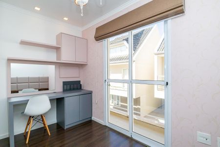 5_photo/94dce058d9.0ff36cb14f4d80ac-ATLAS-c33e5300-c51c-4044-832a-aa4fb903ada2.jpg de casa à venda com 3 quartos, 159m² em Santa Felicidade, Curitiba